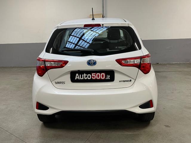 TOYOTA Yaris 1.5 Hybrid 5 porte Business