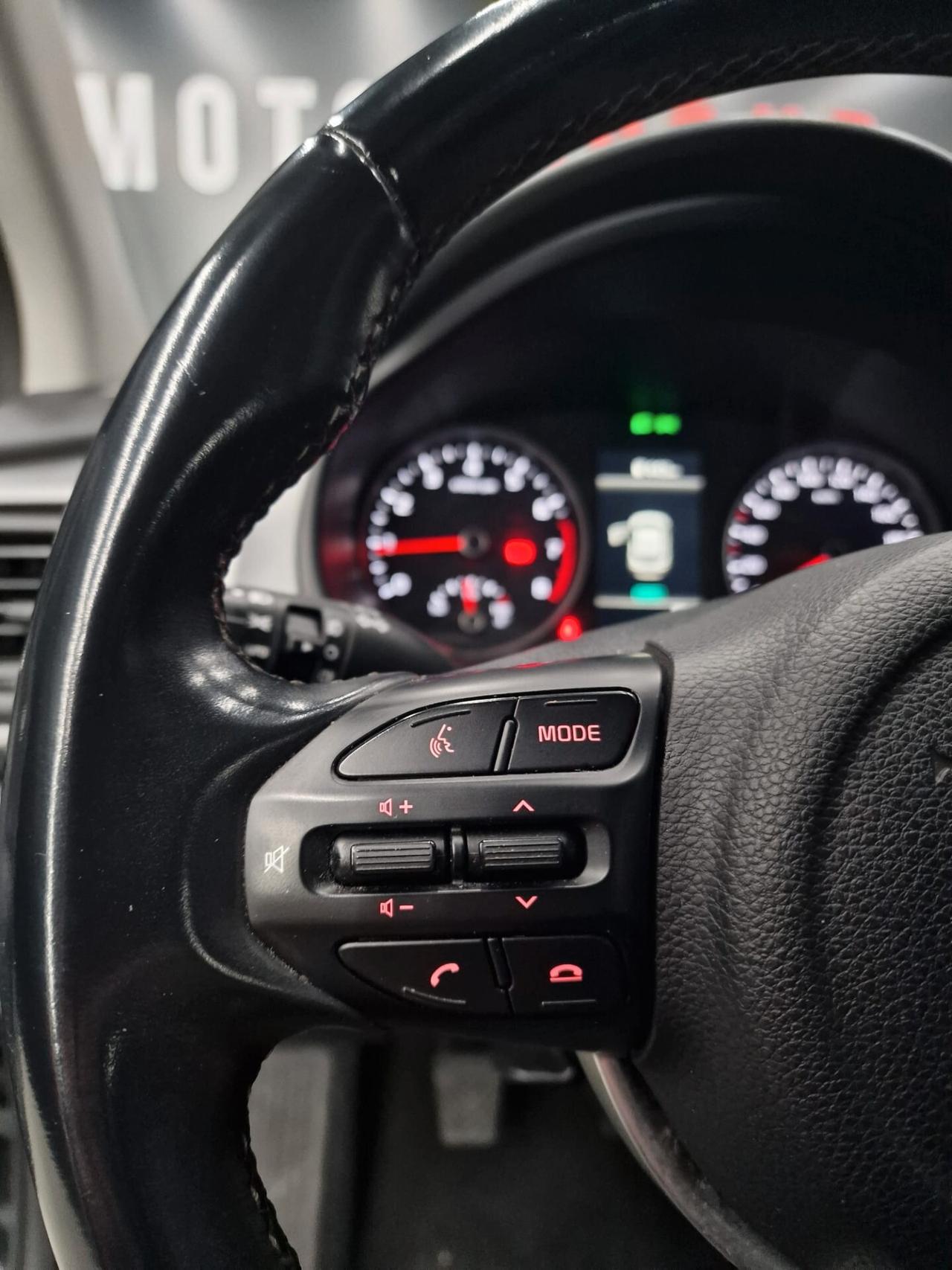 Kia Stonic 1.0 T-GDi 100 CV MHEV MT Urban Special Edition