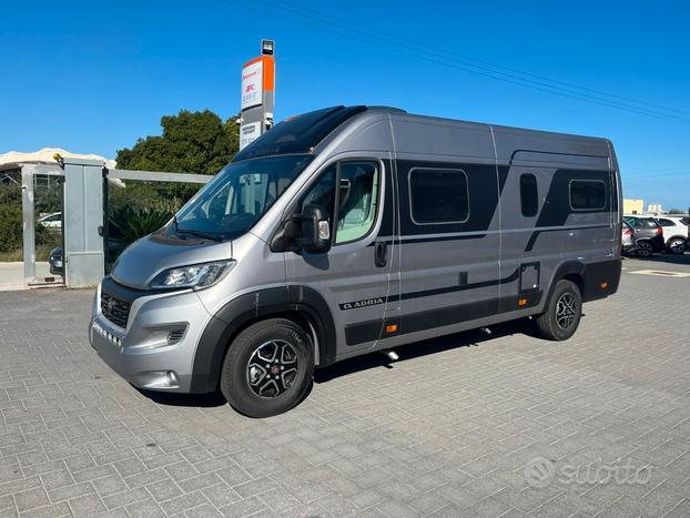 Adria Twin Plus 640 SGX-Km 0