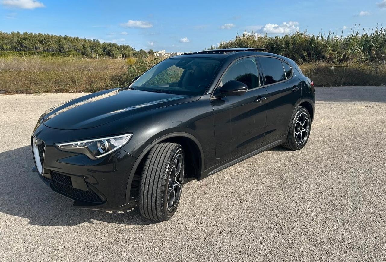 Alfa Romeo Stelvio 2.2 Turbodiesel 210 CV AT8 Q4 Executive
