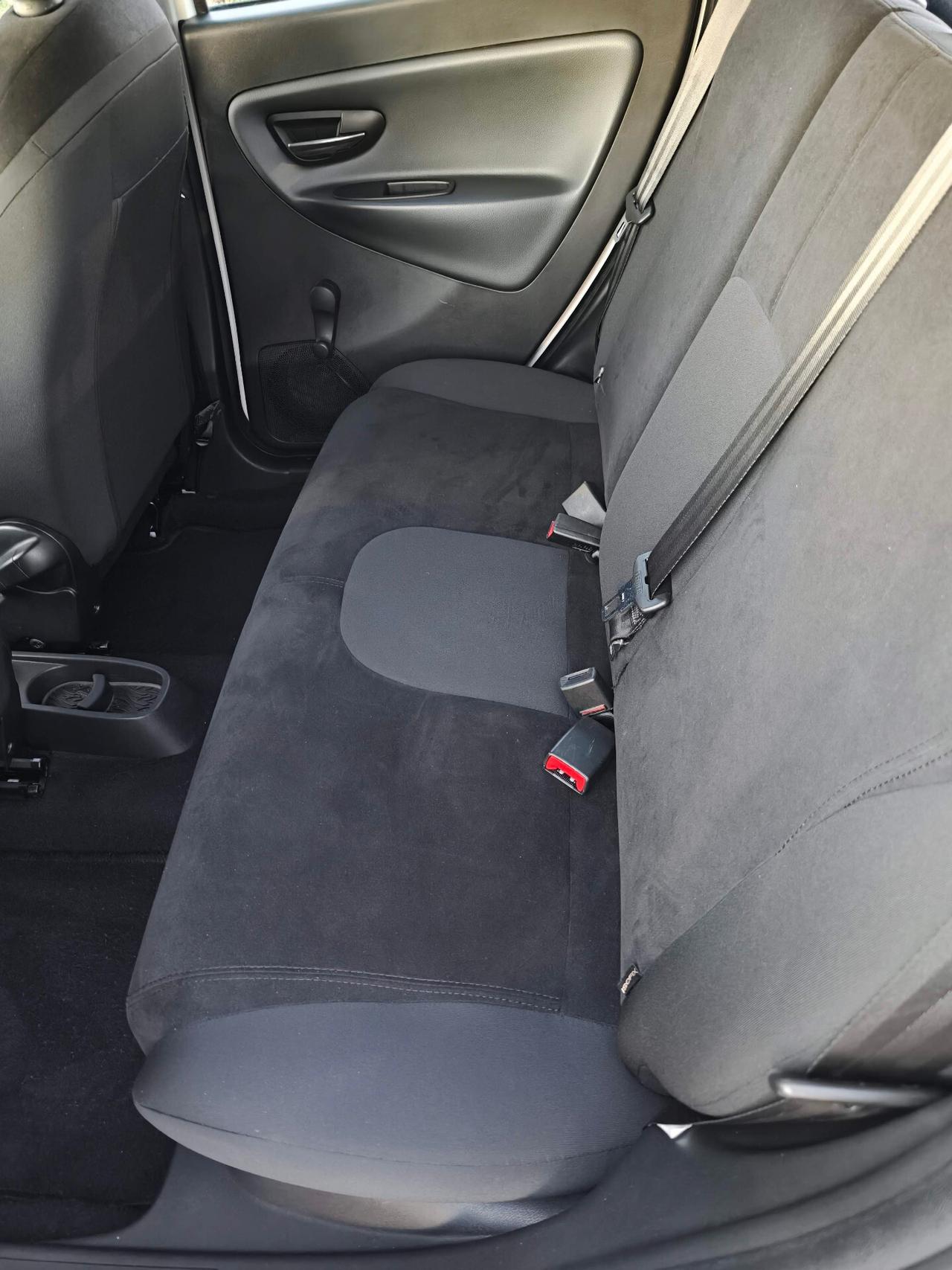 Lancia Ypsilon 1.3 MJT 16V 95 CV 5 porte S&S Gold