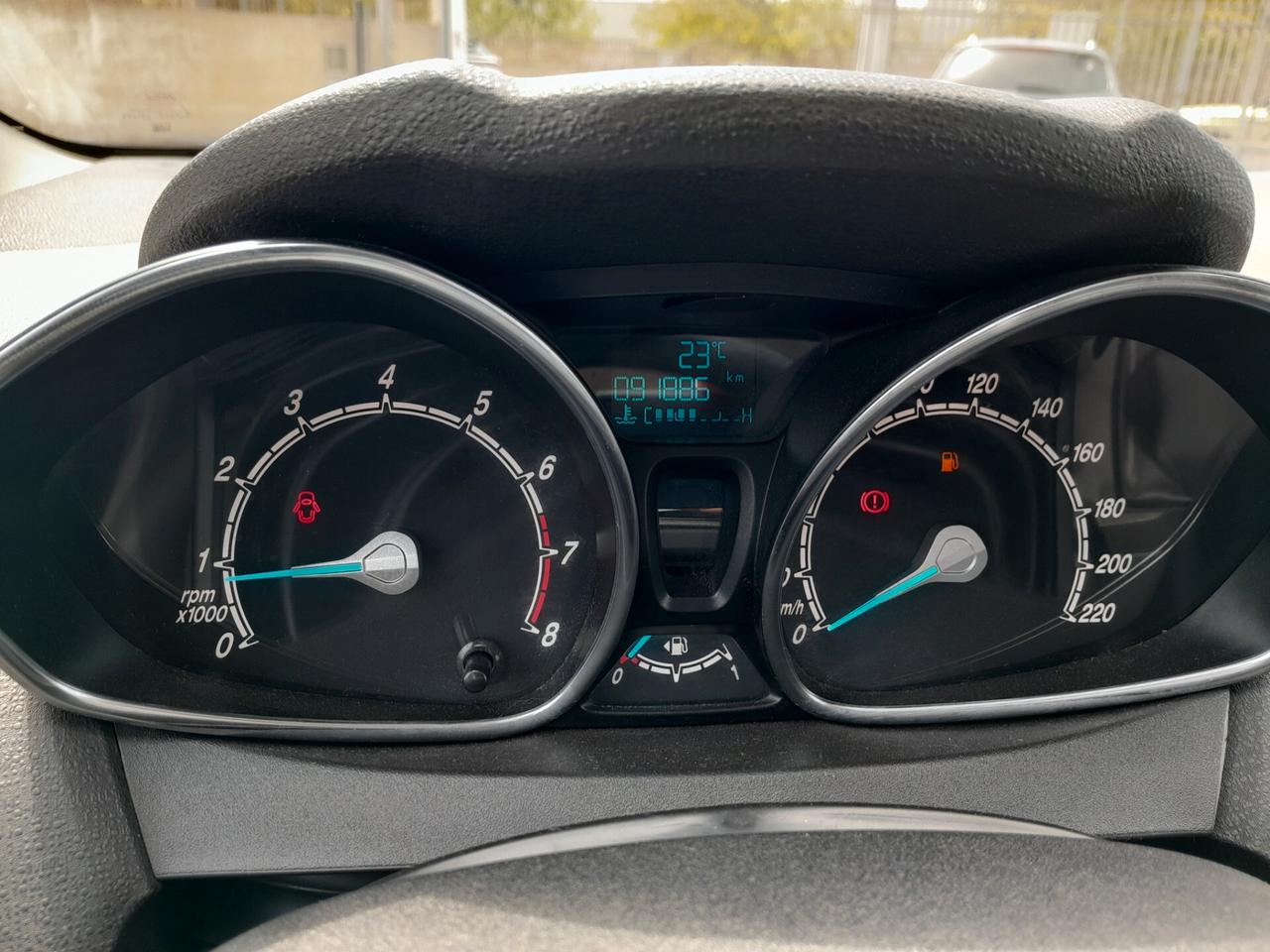 FORD FIESTA TITANIUM 5P 1.2 BENZINA 82 CV