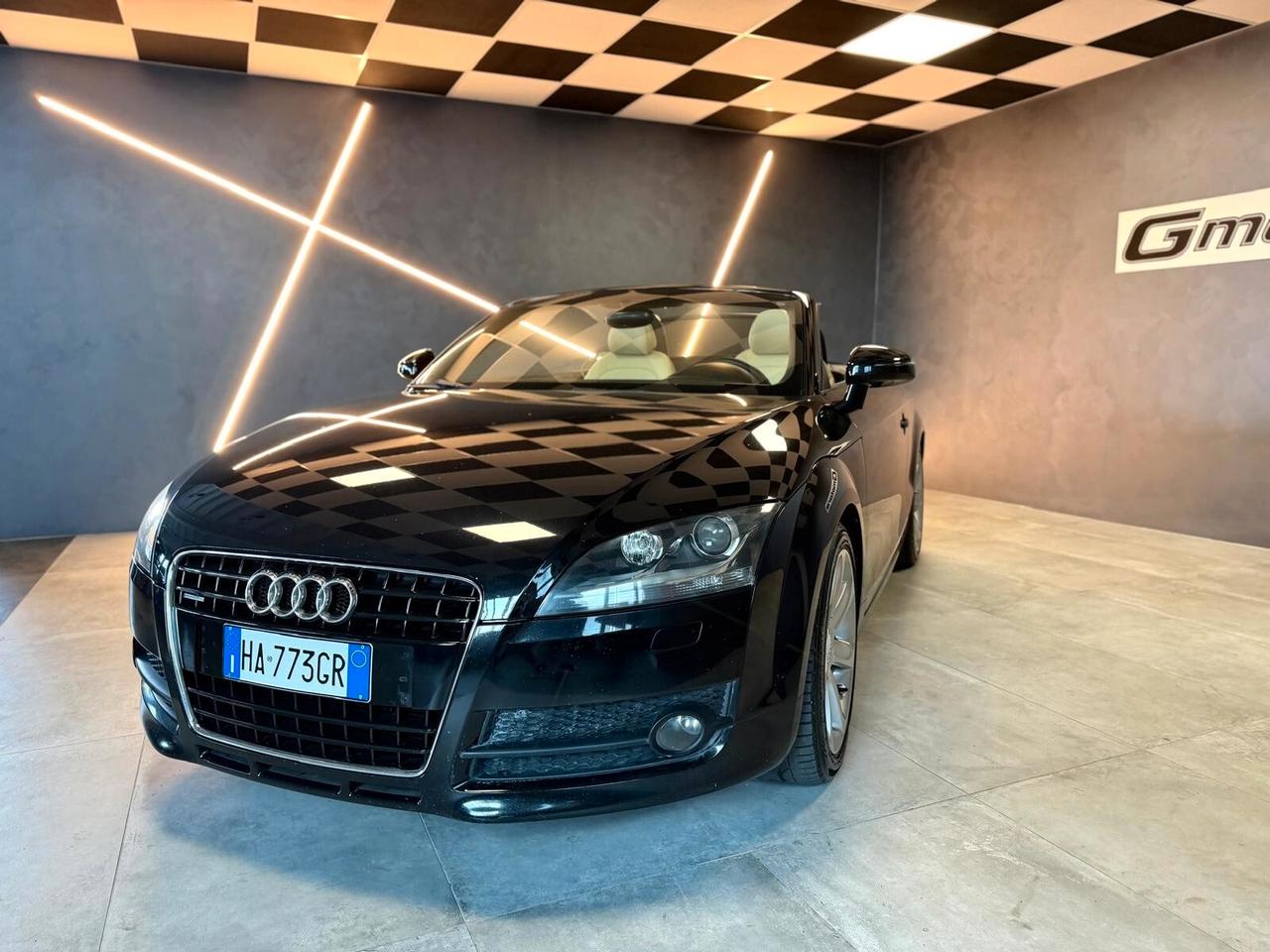 Audi TT Roadster 3.2 V6 quattro S tronic