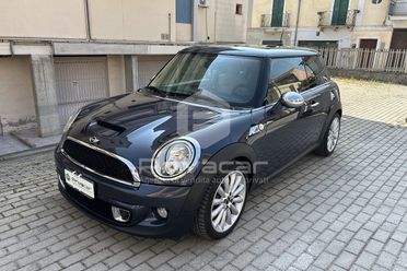 MINI Mini 2.0 16V Cooper SD