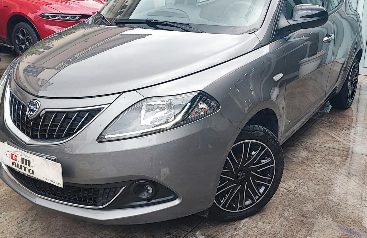 Lancia Ypsilon 1.0 5 porte Hybrid Gold 2023