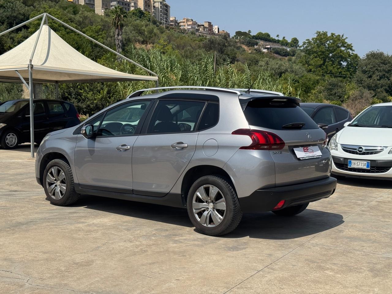 Peugeot 2008 BlueHDi 100 Allure