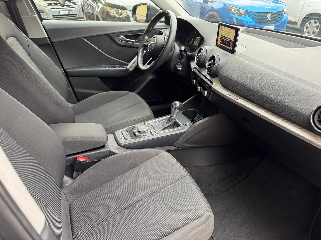 Audi Q2 35 TDI S tronic Business