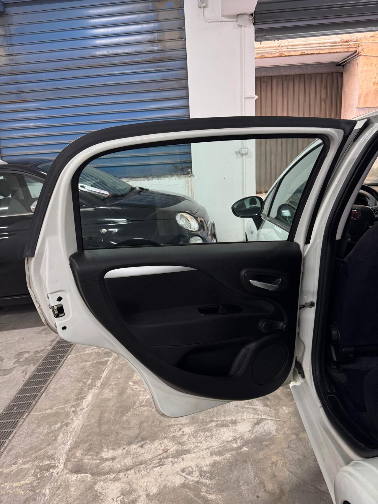 Fiat Punto 1.3 MJT II S&S 85 CV 5 porte ECO Young
