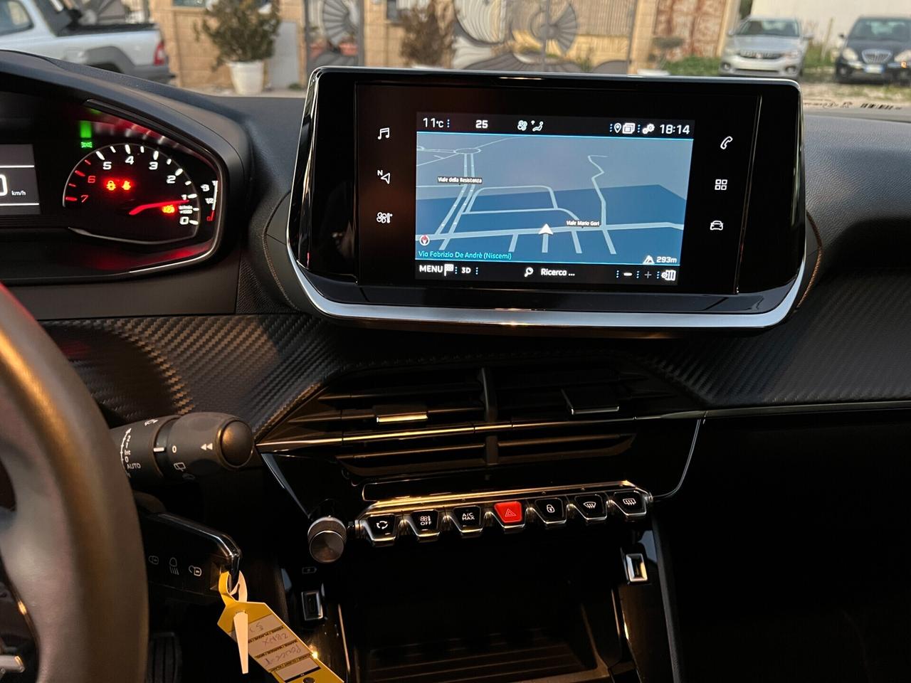 Peugeot 2008 BENZINA 100CV 3 GARANZIA ITALIANA