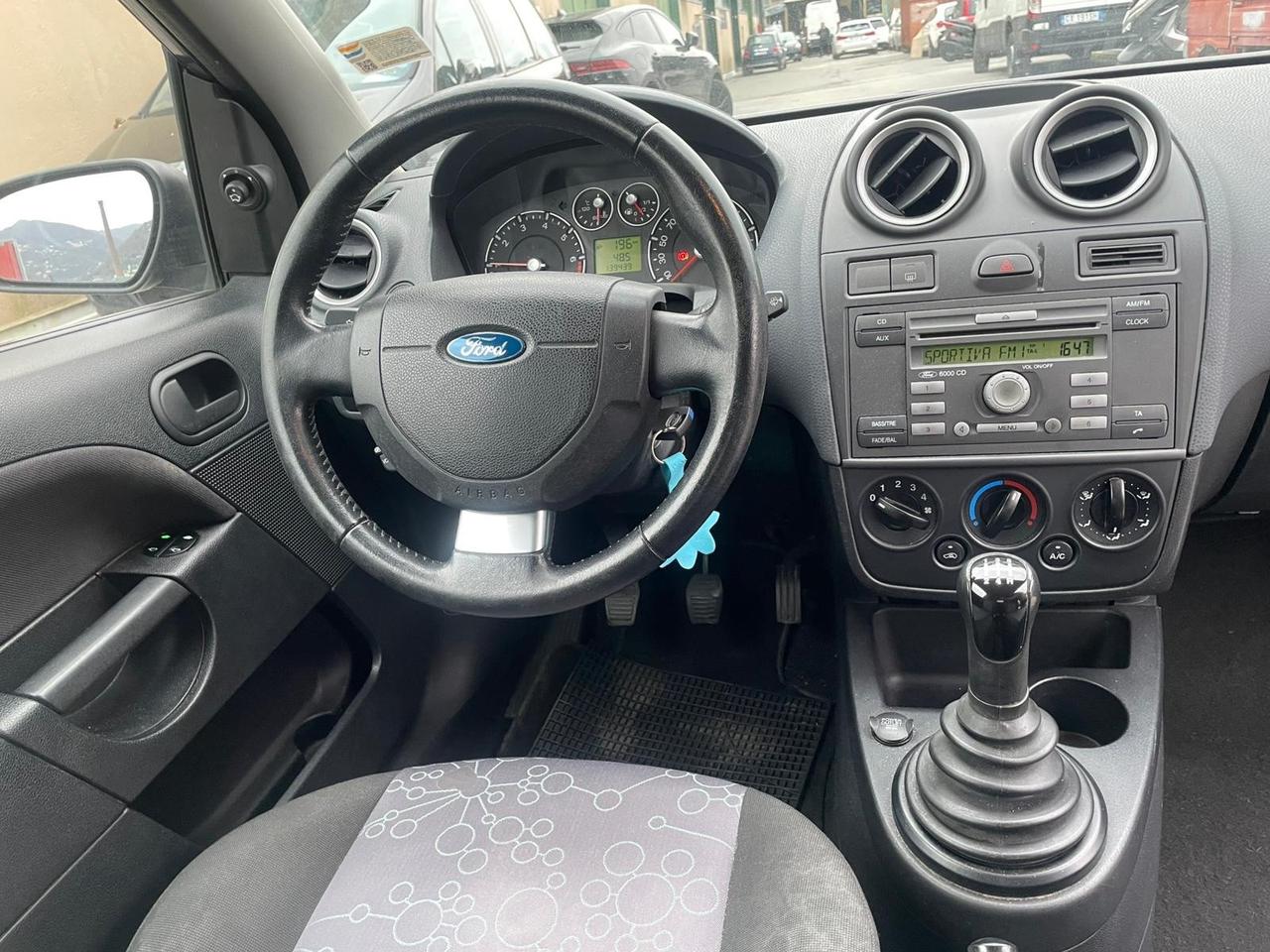 Ford Fiesta 1.2 16V 3p. Ghia - Neopatentati - Unico Proprietario