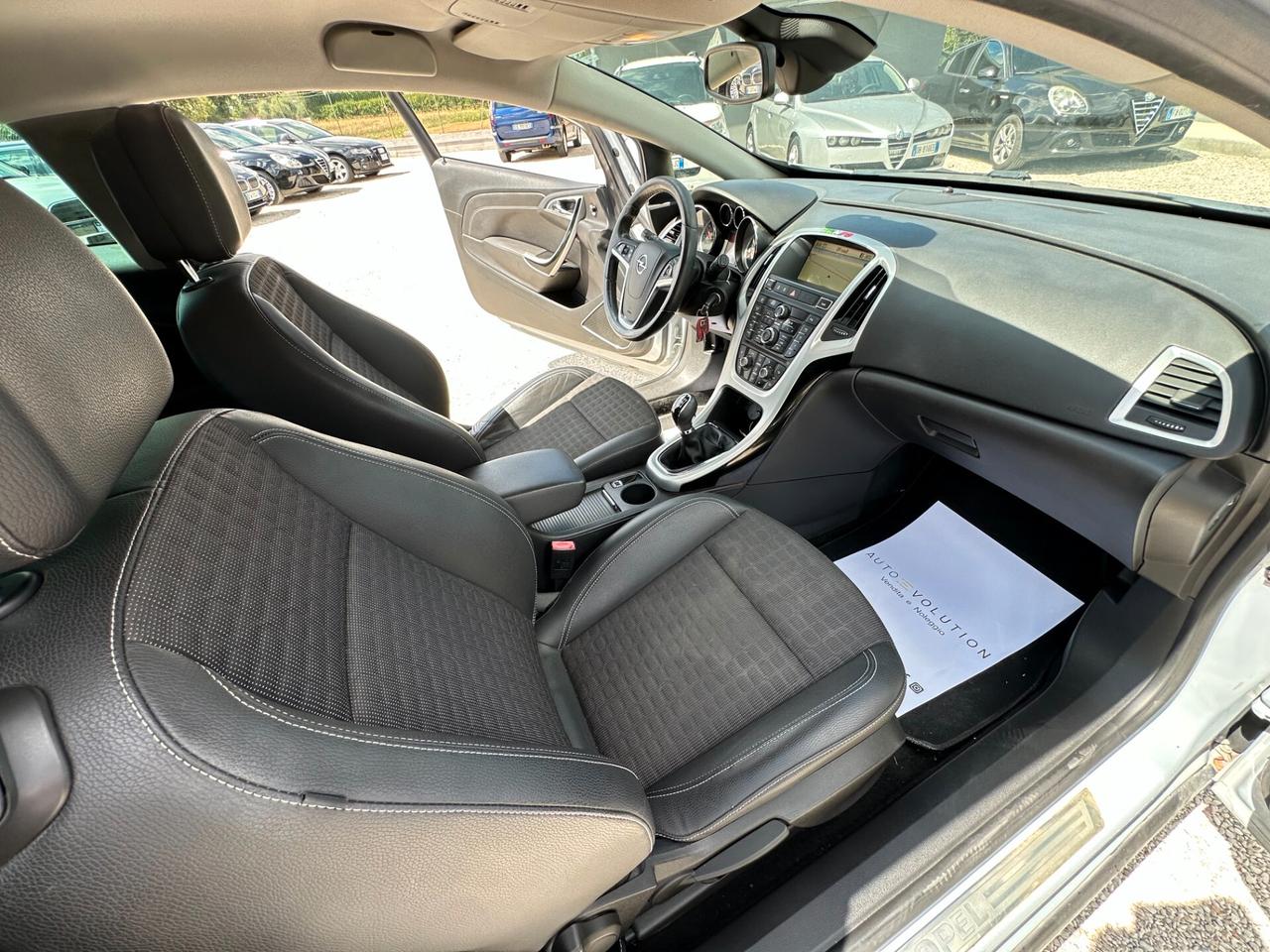 Opel Astra GTC 2.0 CDTI 165cv Cosmo 288.180 km