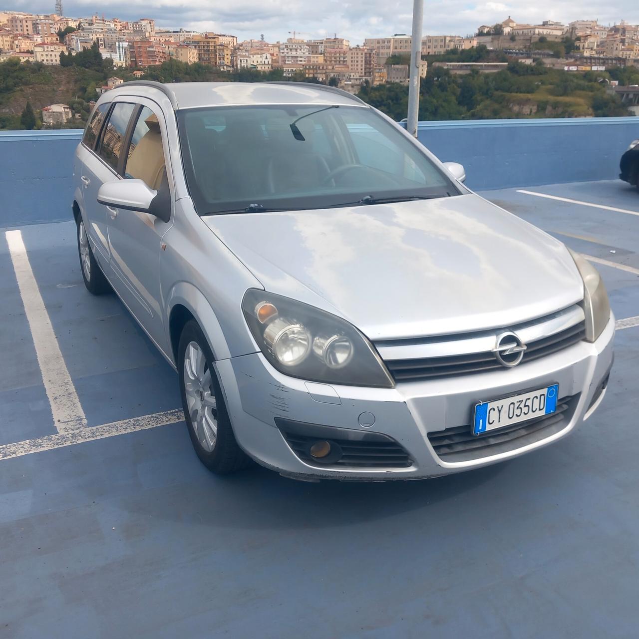 Opel Astra 1.9 CDTI 120CV