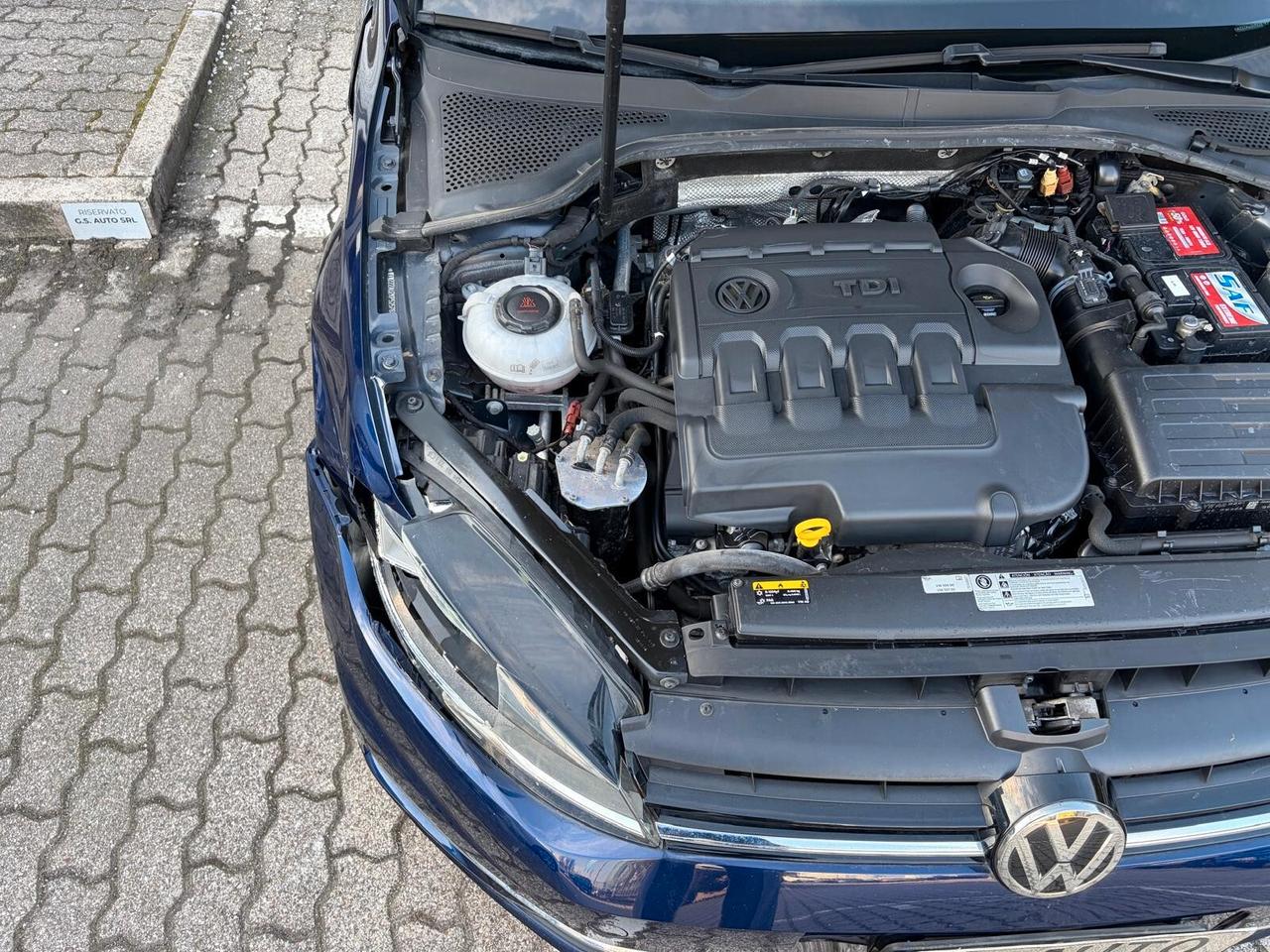 Volkswagen Golf Variant 1.6 tdi 115cv DANNEGGIATA