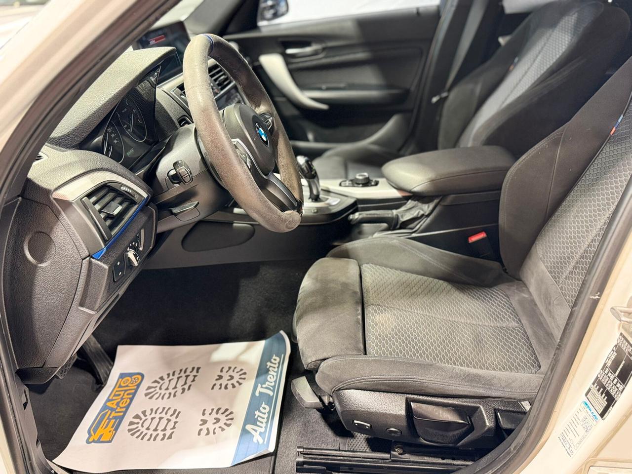 Bmw 118d 5p. Msport BLACK NIGHT