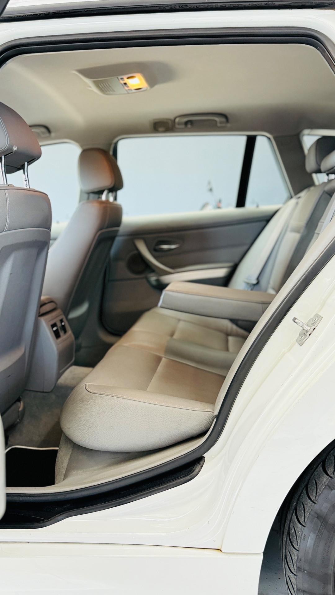 Bmw 320 320d cat Touring Attiva