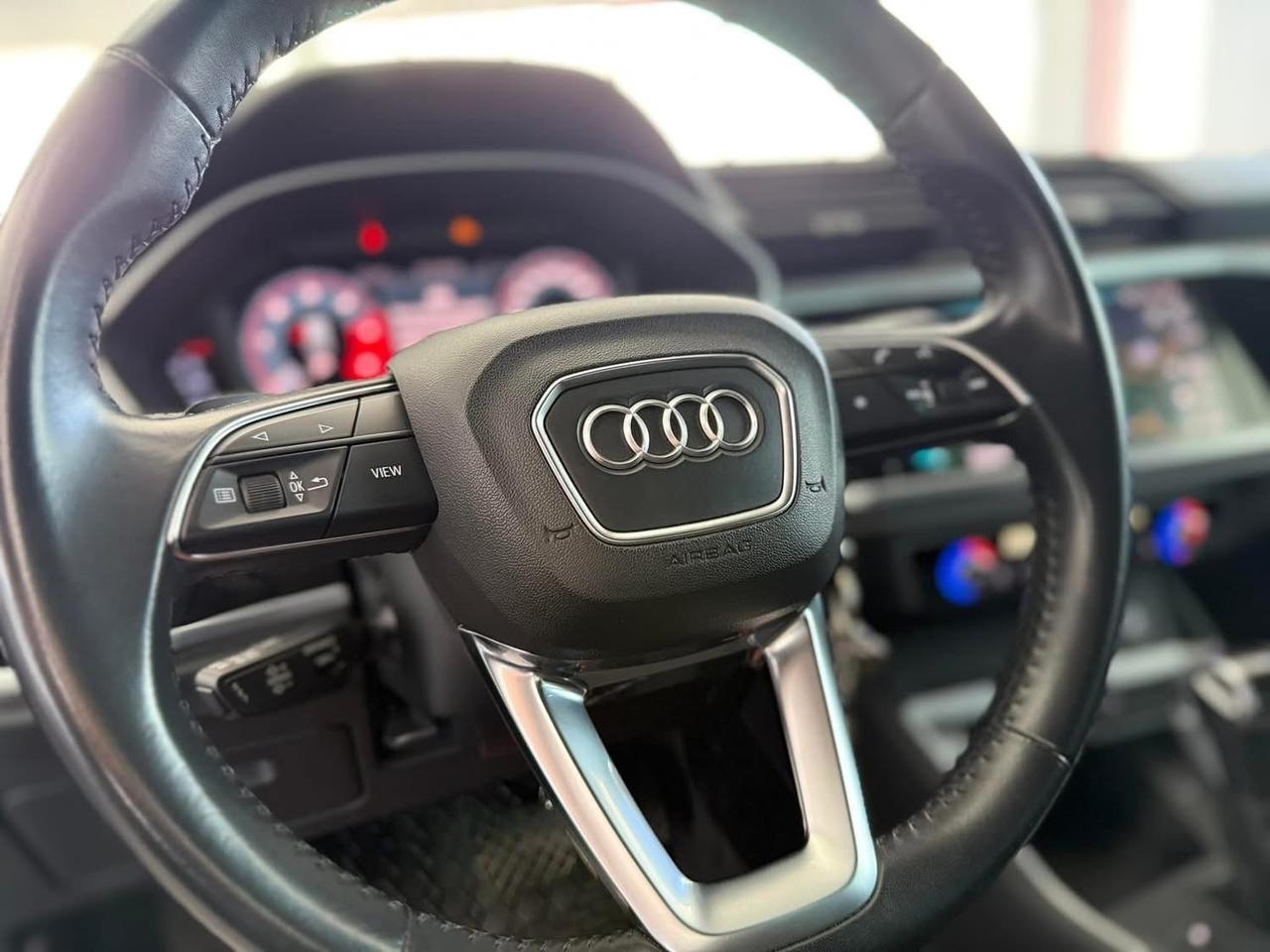 Audi Q3 S-tronic 35 TDI 2.0 Sport 150cv 2019