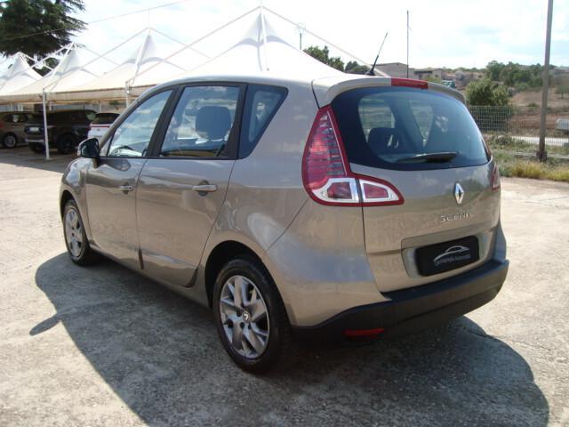 Renault Scenic X-Mod 1.5 dci Dynamique 110cv