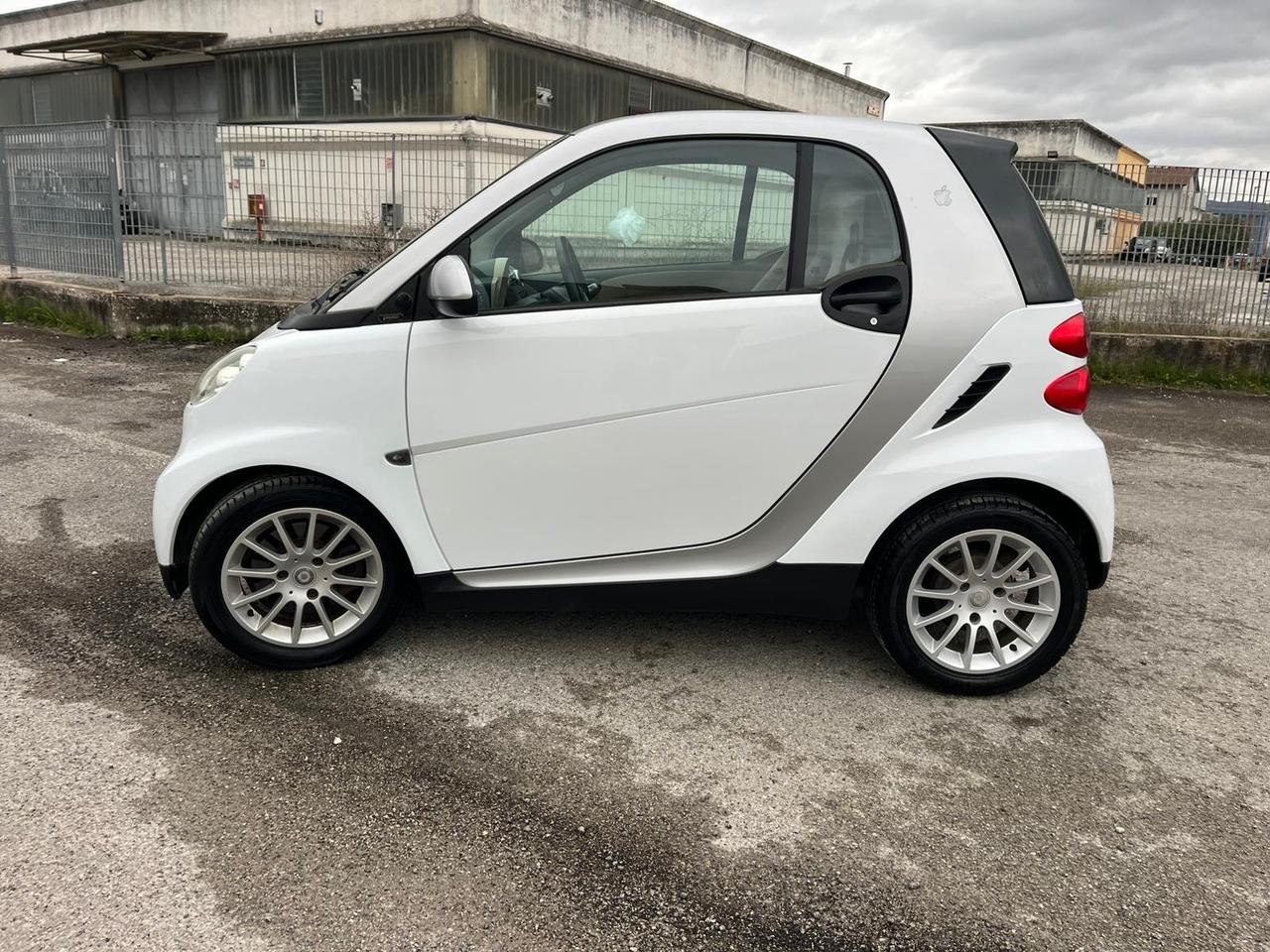 Smart ForTwo 1000 52 kW coupé limited two 107.000 KM