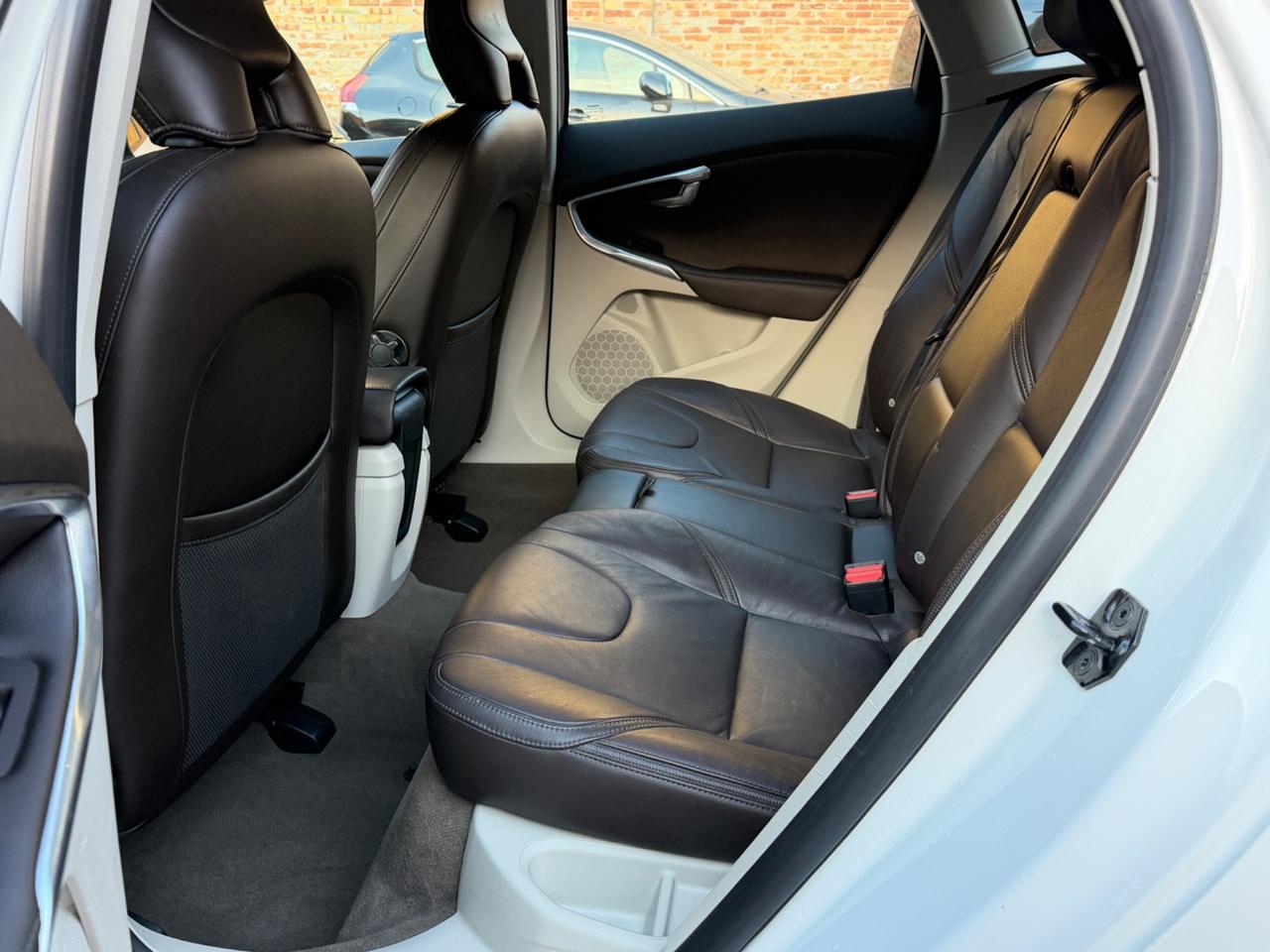 Volvo V40 Cross Country D2 1.6 Momentum