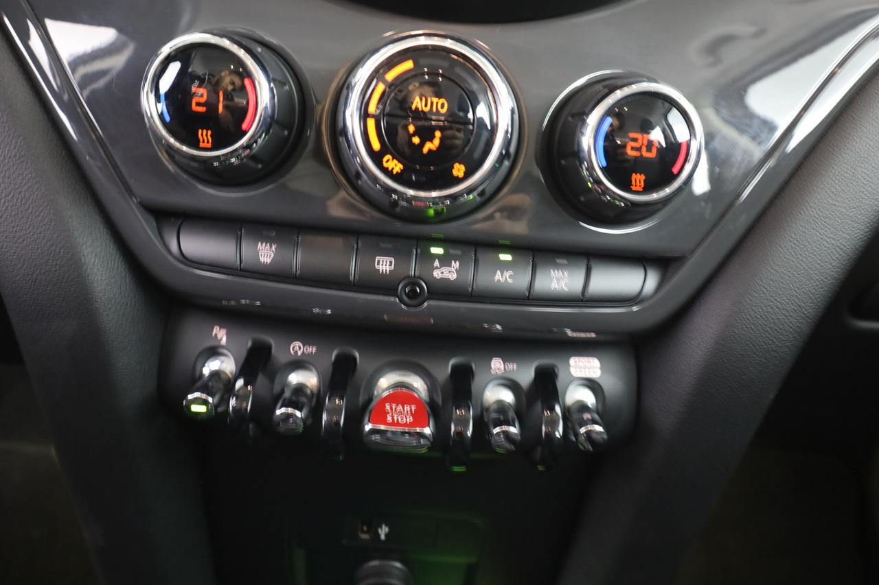 MINI Mini Countryman F60 2.0 Cooper D Countryman