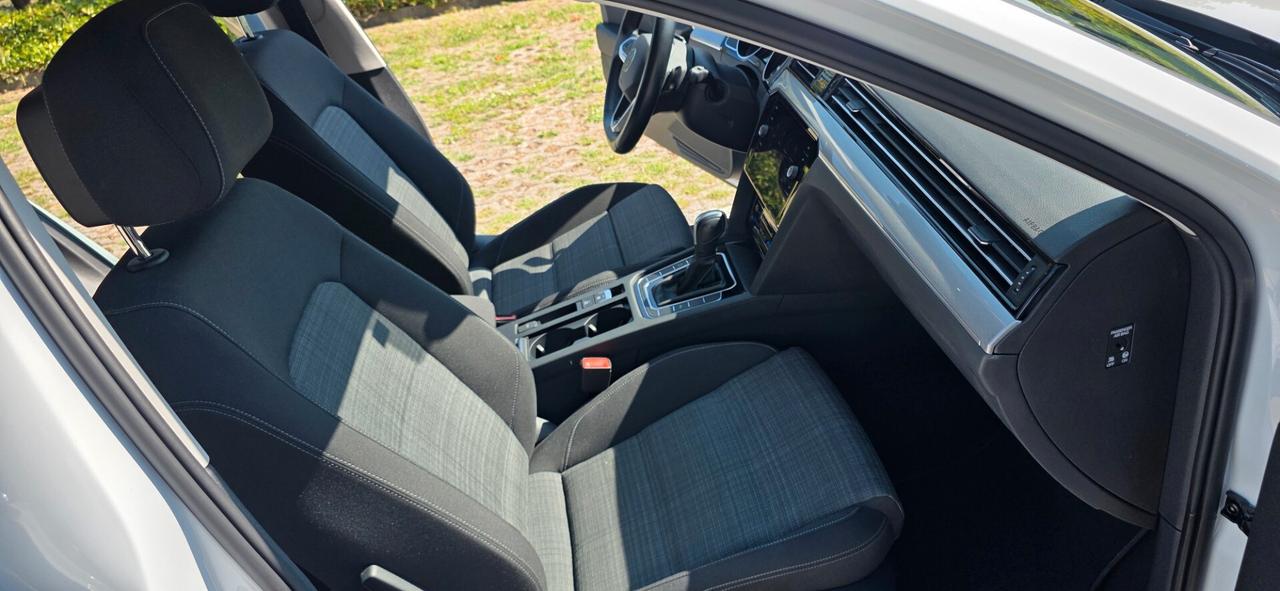 Volkswagen Passat Variant 2.0 TDI SCR EVO DSG Business