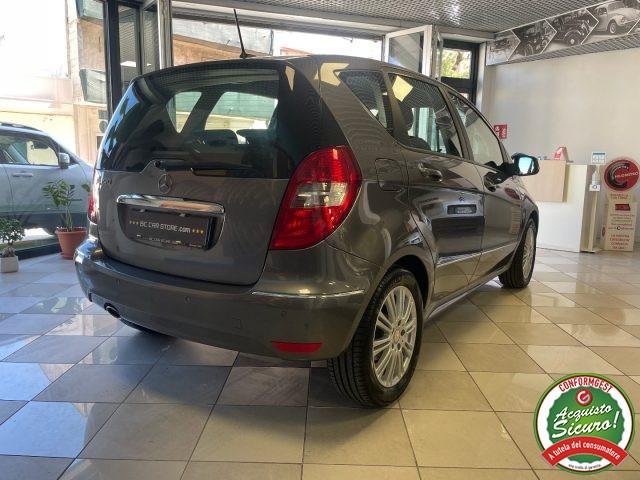 MERCEDES-BENZ A 150 BlueEFF. Elegance *Km. 120.000