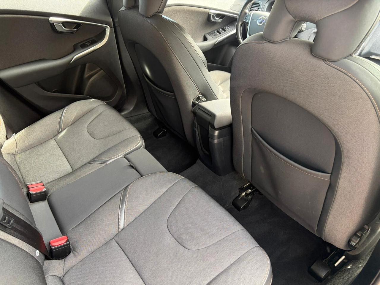 Volvo V40 Cross Country D2 1.6 Momentum UNICOPROPRIETARIO