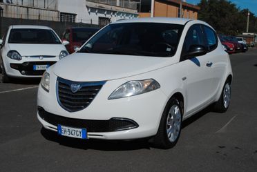 LANCIA YPSILON 1.2 69 CV OK NEOPATENTATIO