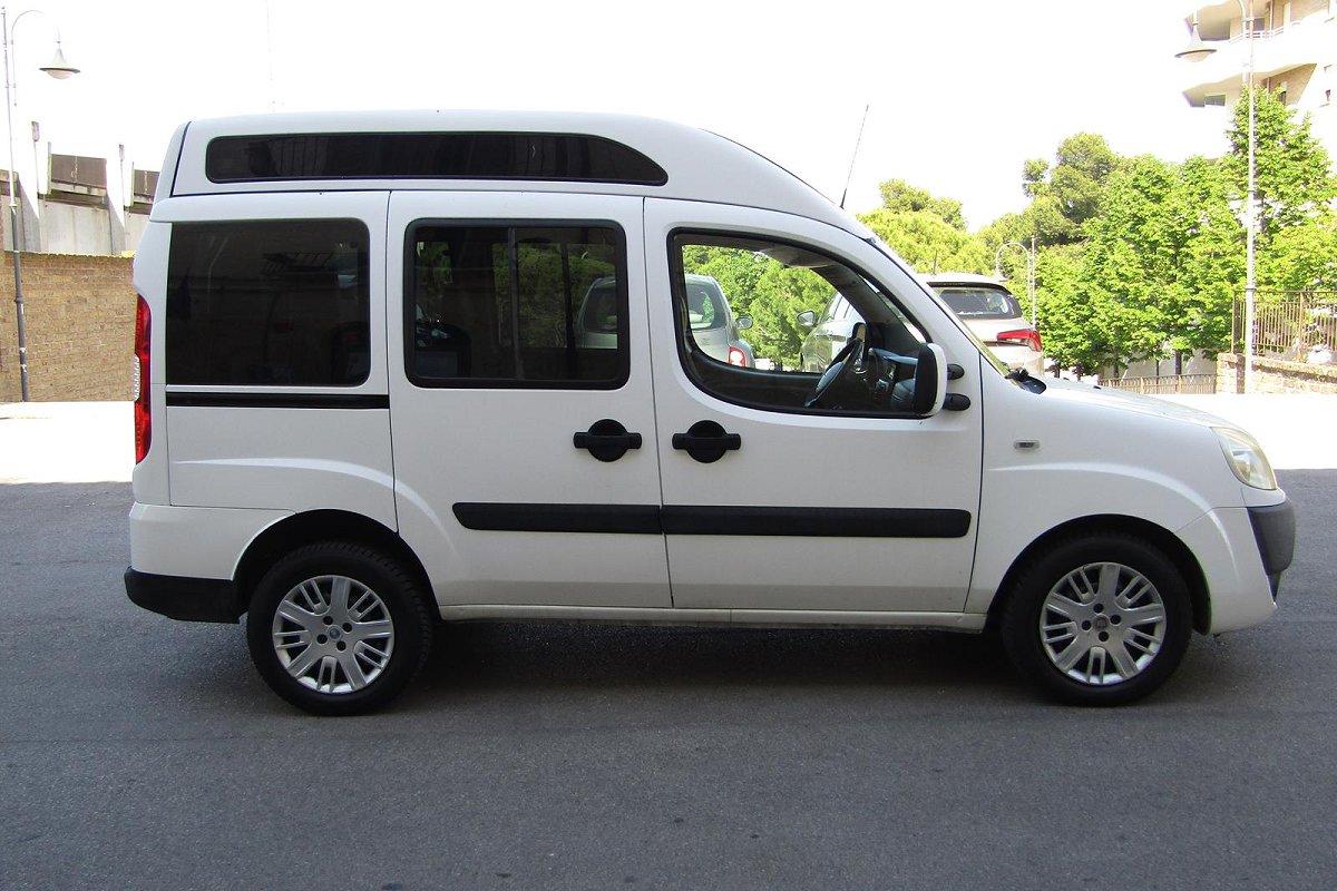 FIAT Doblò 1.9 MJT 120 CV Active