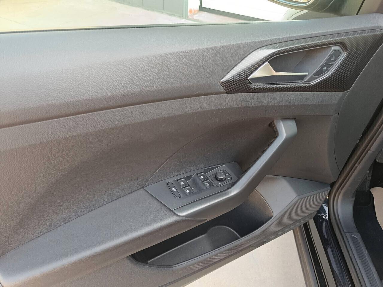 Volkswagen T-Cross 1.0TSI Sport Rline