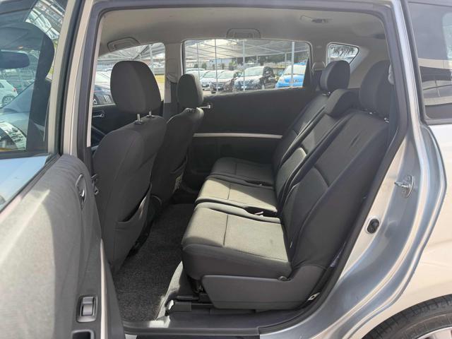 TOYOTA Corolla Verso 2.2 16V D-4D