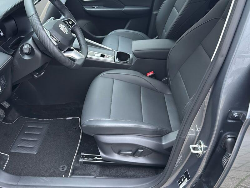 MG ZS ZS 1.5 Hybrid+ Luxury