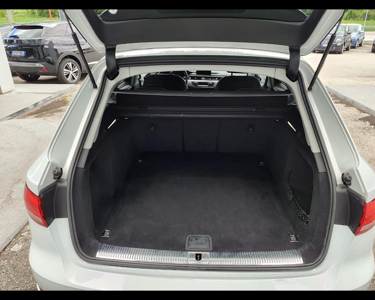 AUDI A4 Avant 2.0 TDI 150 CV S tronic