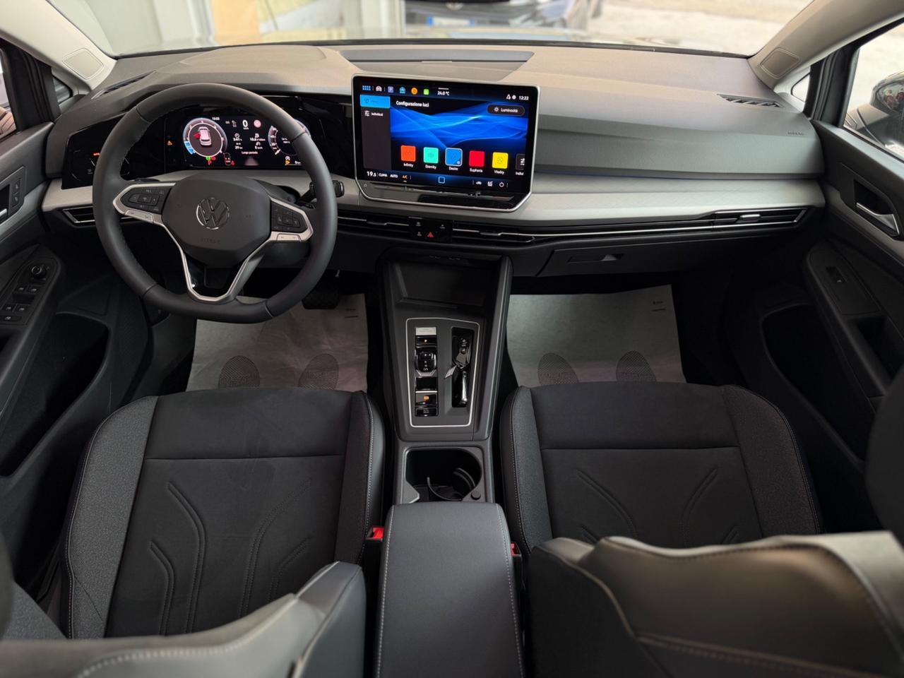 Volkswagen Golf 2.0 TDI 150 CV DSG SCR Editon Plus