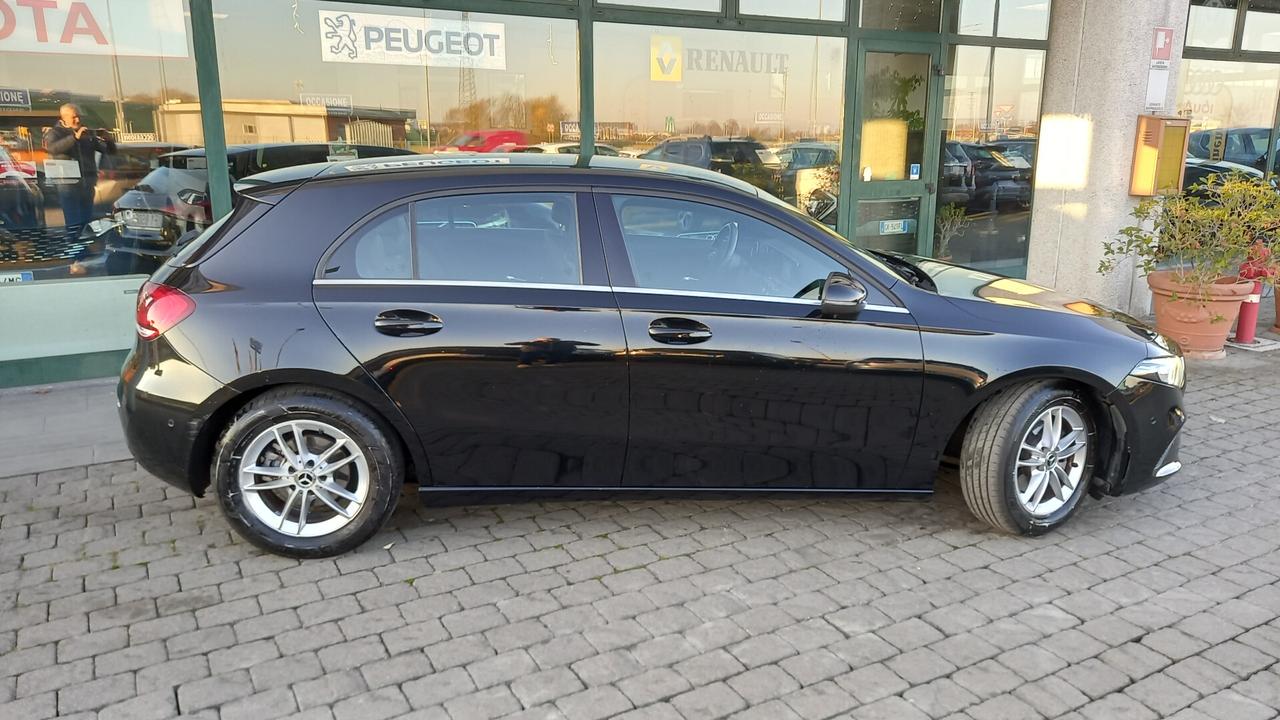 Mercedes-benz A 180 d Automatic Business Extra