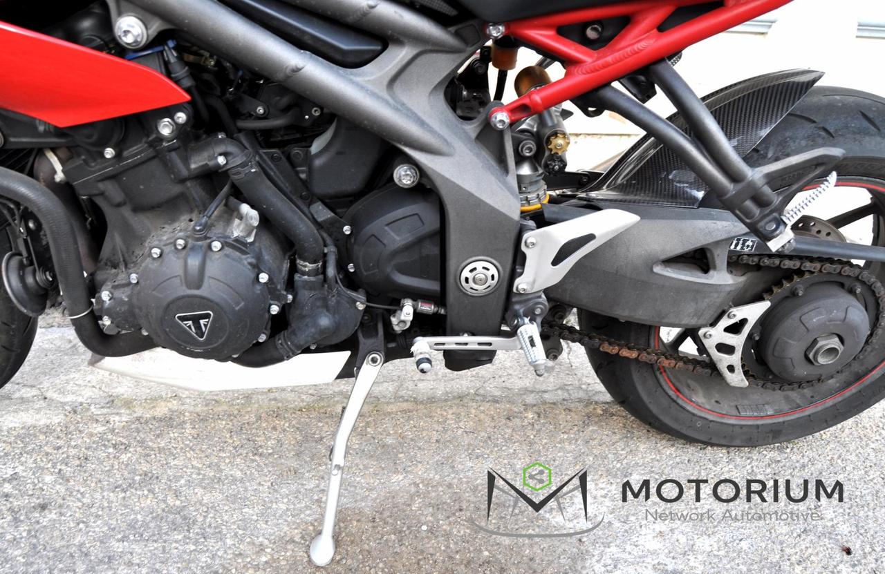 Triumph Speed Triple R 1050