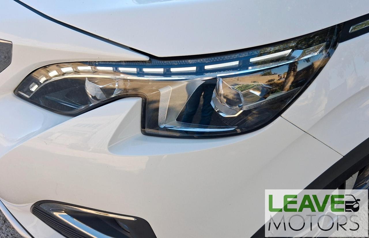 Peugeot 5008 HDi 130cv EAT8 (M1541)