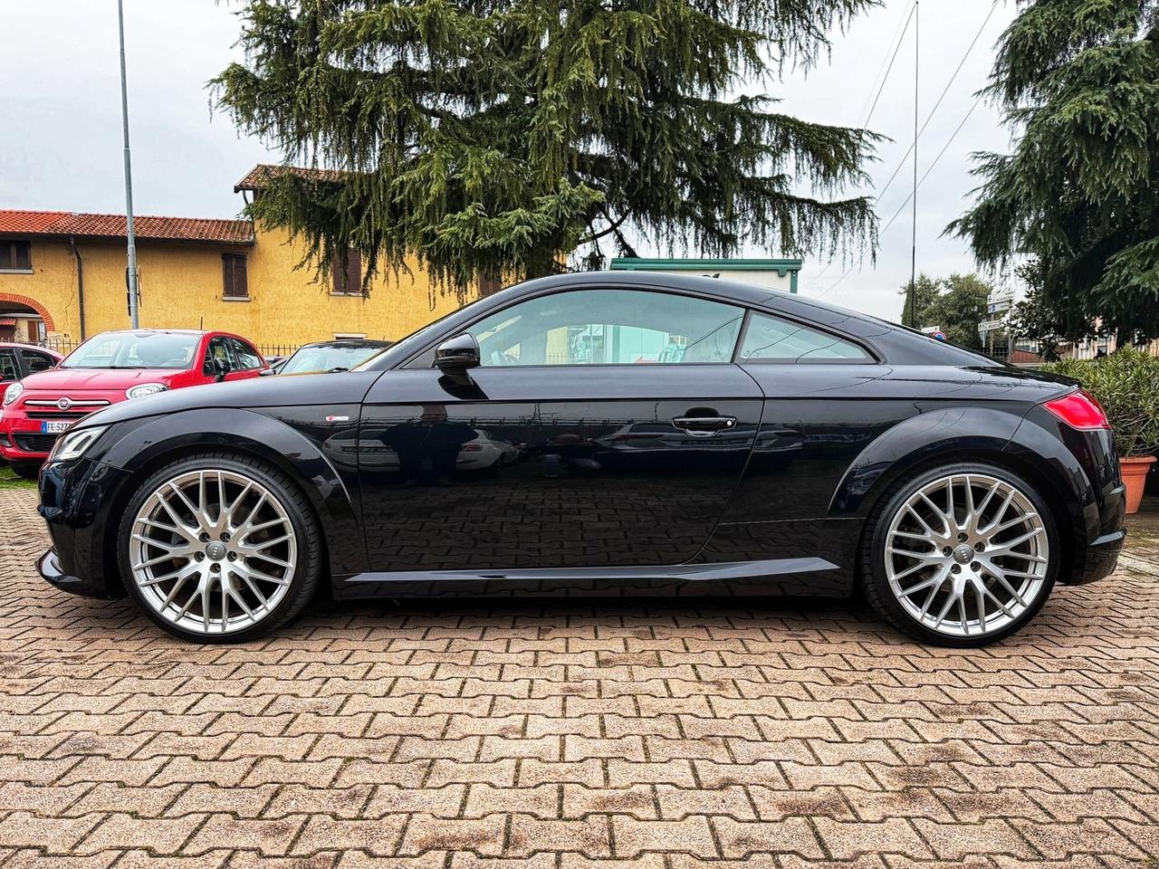 Audi TT Coupé 2.0 TFSI quattro S tronic line
