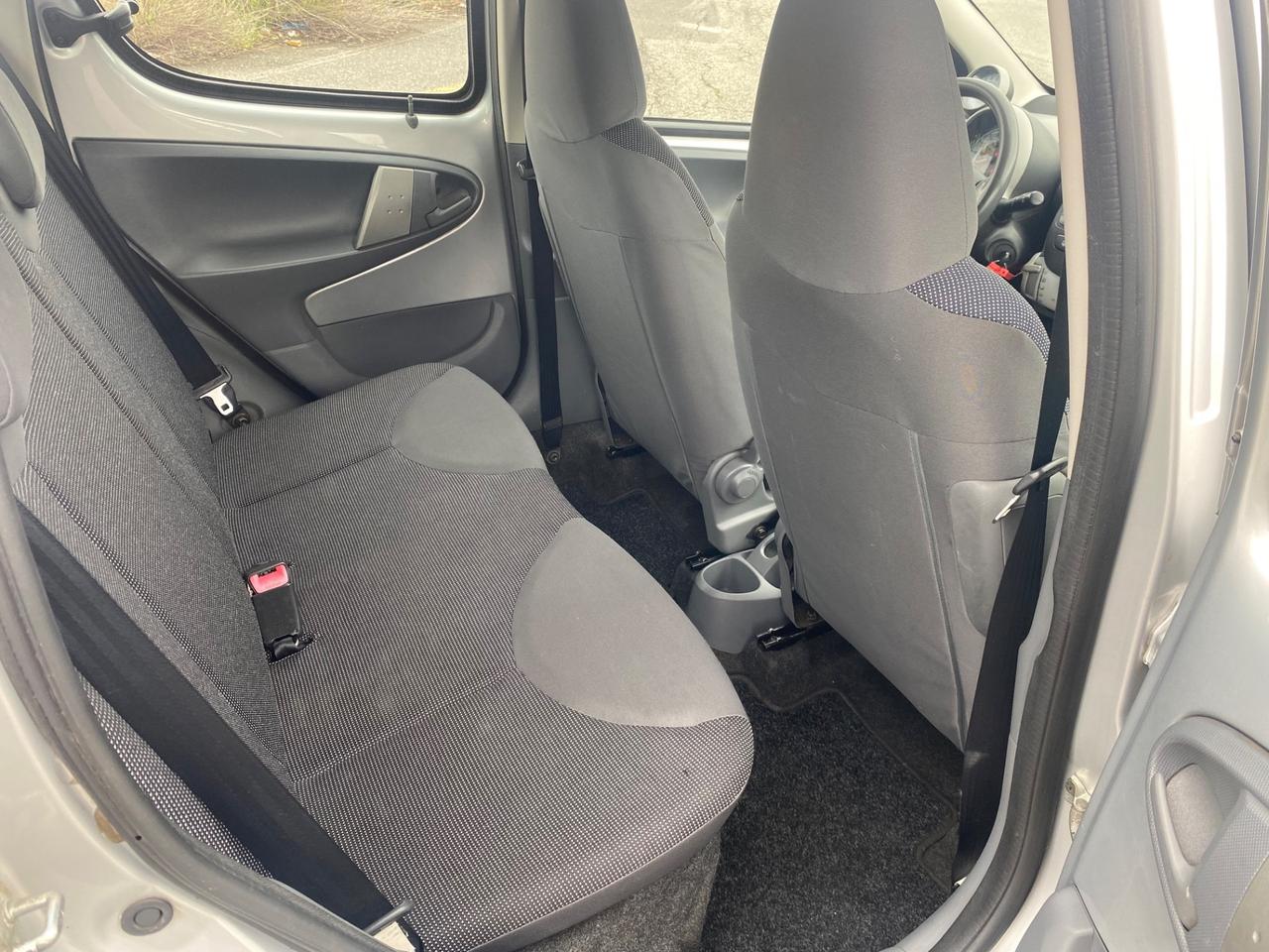 Peugeot 107 1.0 68CV 5p. Benzina