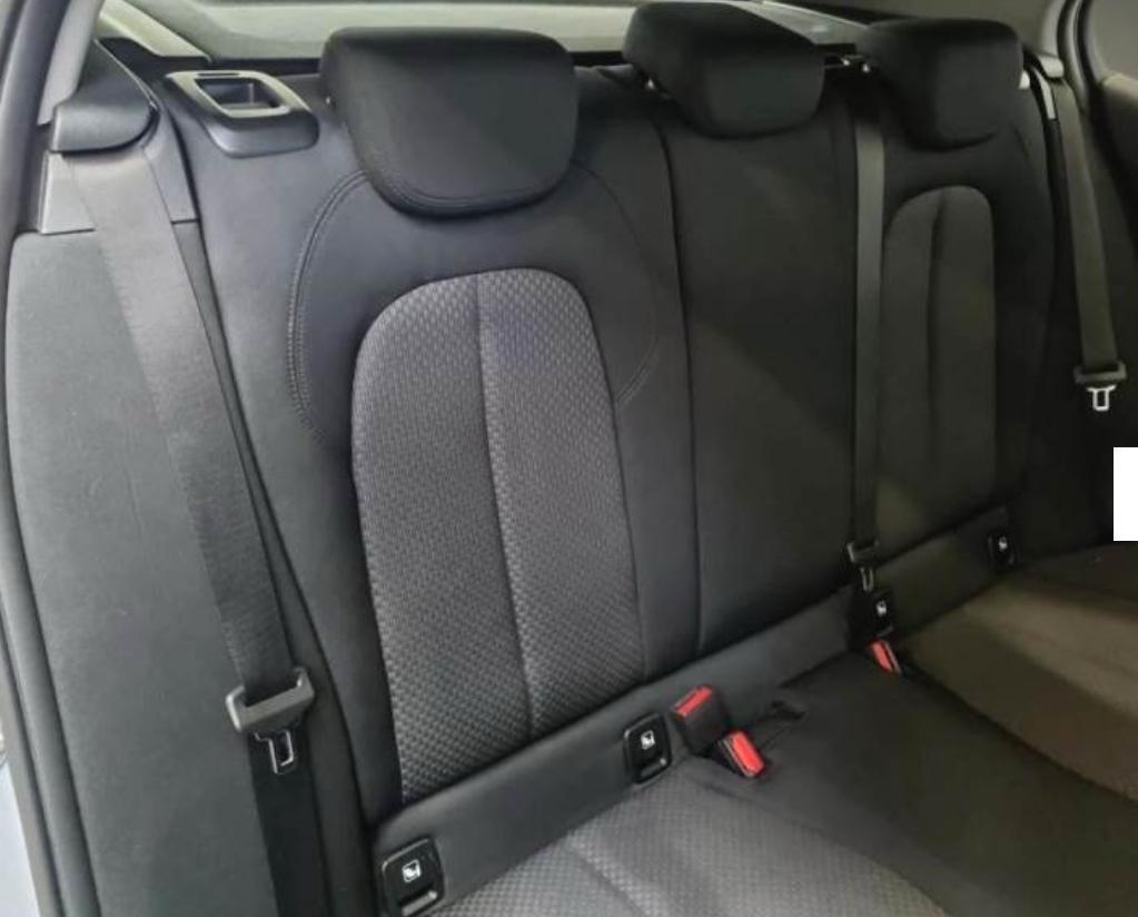 Bmw 118d 5p. Advantage iva esposta