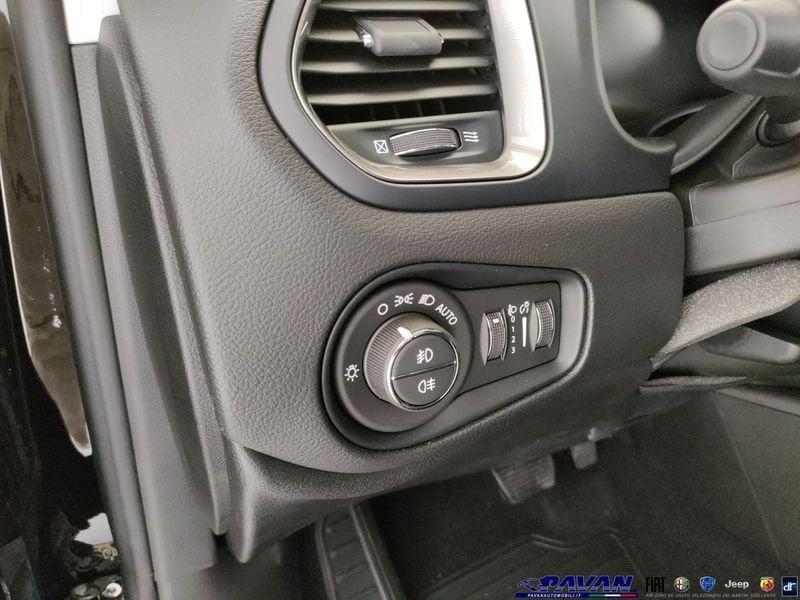 Jeep Renegade 1.5 Turbo T4 MHEV Altitude