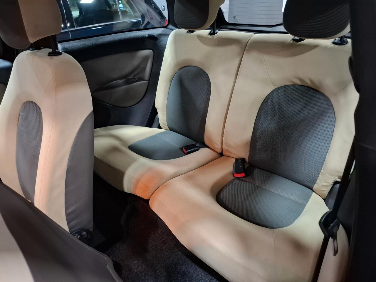 Lancia Ypsilon 1.2 benzina Neopatentati
