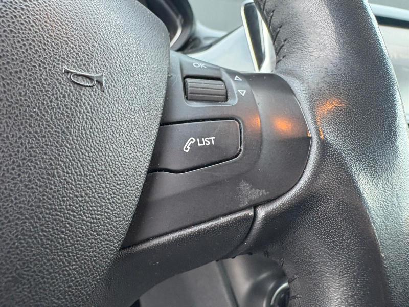 Peugeot 2008 1.6 bluehdi Active 75cv ADATTA NEOPATENTATI