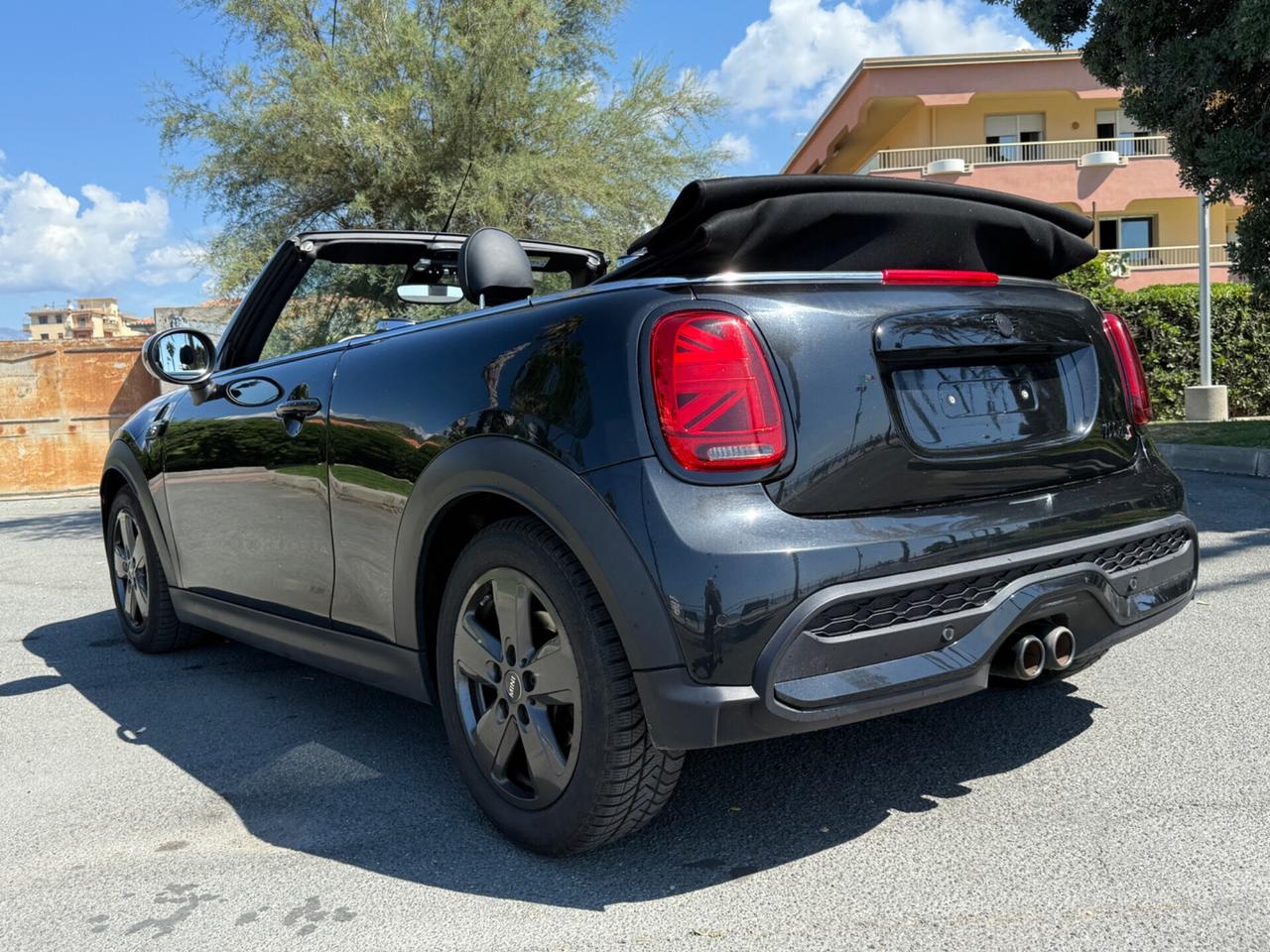 Mini 2.0 Cooper S Cabrio Yours Trim