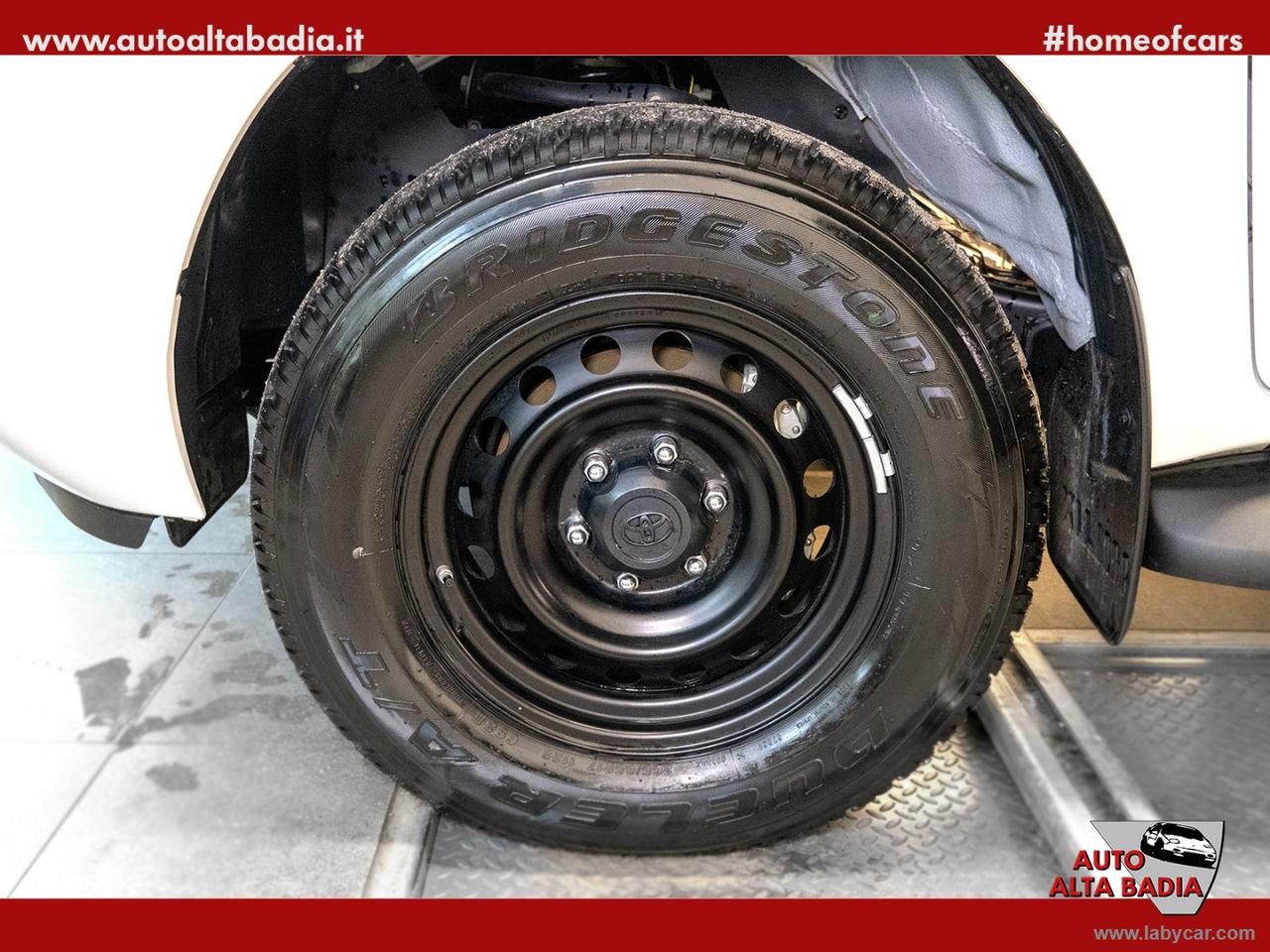 TOYOTA Hilux 2.8 D-4D 4WD 4p. DoubleCab Comfort | 204CV