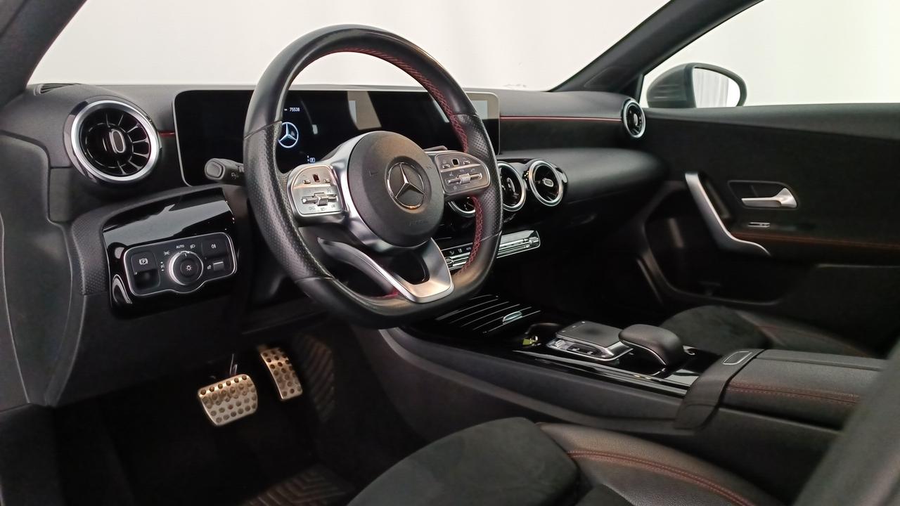 Mercedes-Benz A 180 d Premium auto