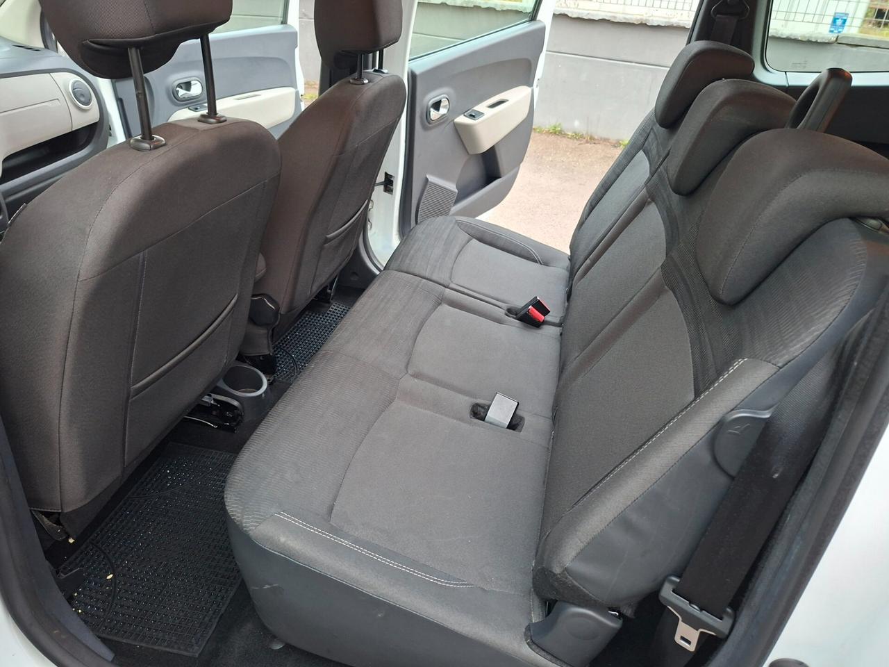 Dacia Lodgy 1.5 dCi 8V 110CV Start&Stop 7 posti Prestige