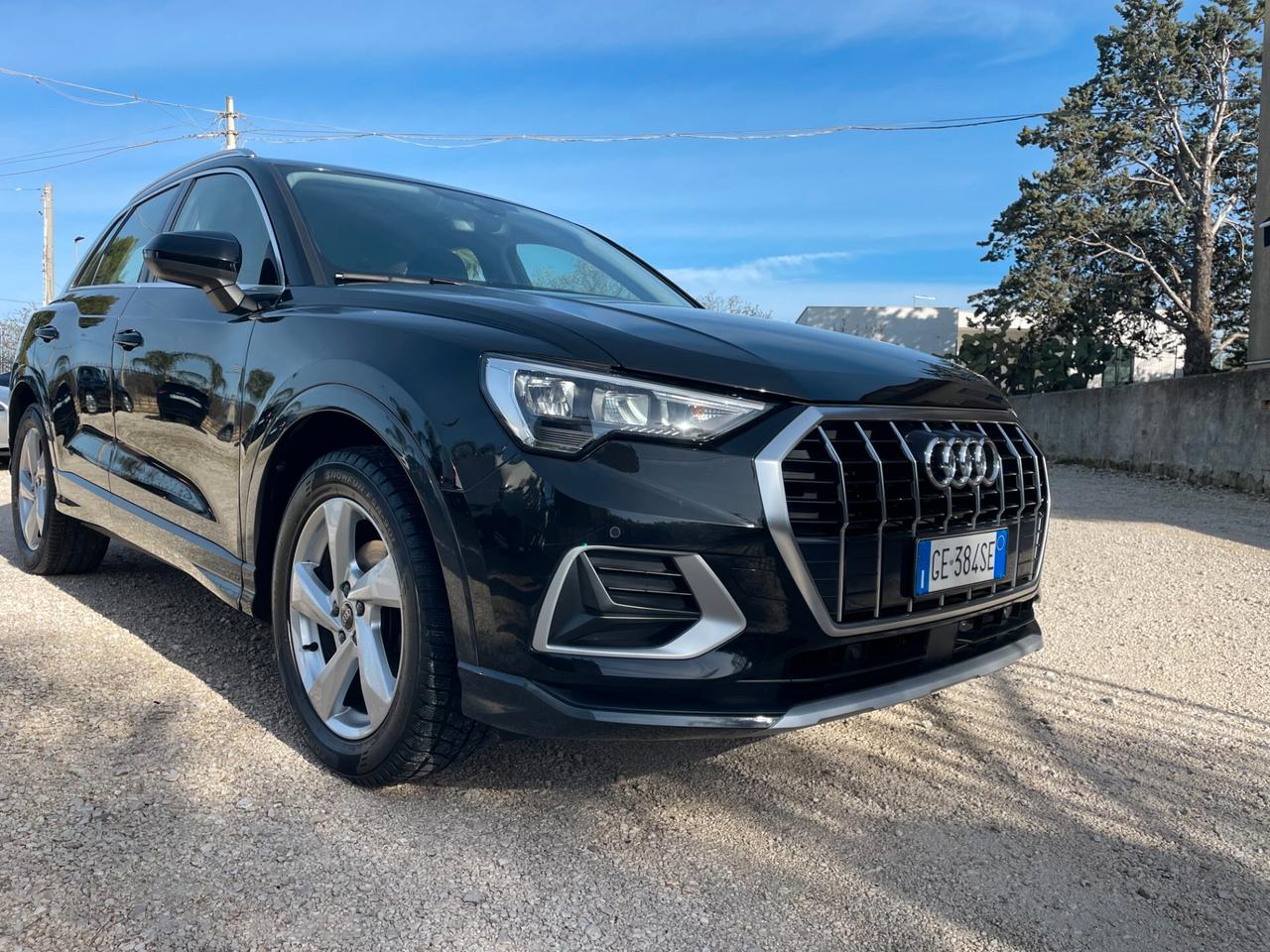 Audi Q3 35 TDI S tronic Business Advanced