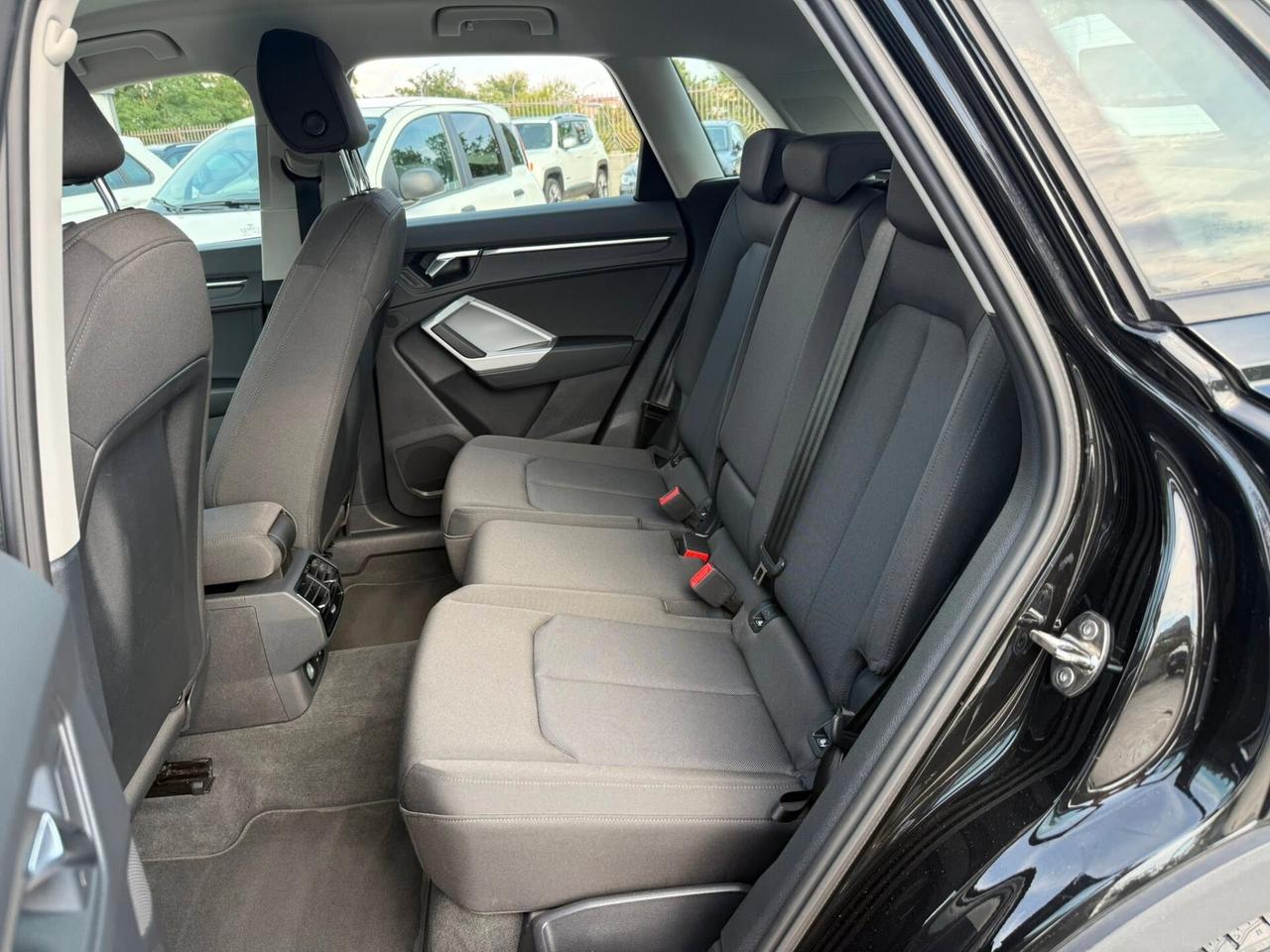 Audi Q3 2.0 Tdi 150CV -S TRONIC- LED-CARPLAY