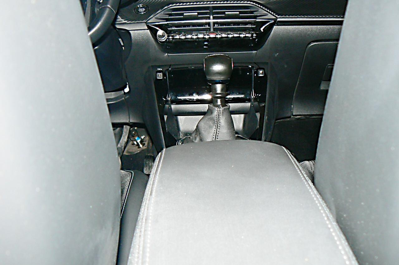 Peugeot 2008 PureTech 100 S&S Active Pack